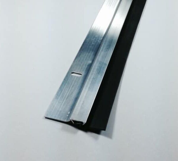 ZOCALO ALUMINIO 1 MT 2644